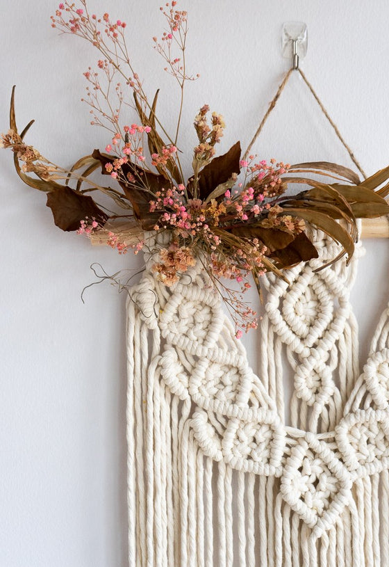 Macrame Wall Hanging + Dried Flowers in Pink and Brown